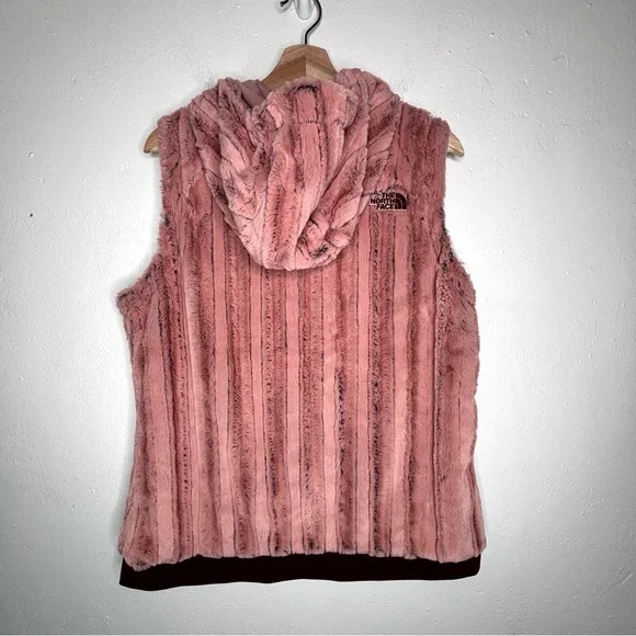 The North Face Furlander Faux Fur Hooded Vest Pink Size L EUC - Picture 2 of 11